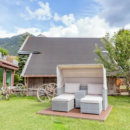 Flat Hotel Seefeld in Tirol