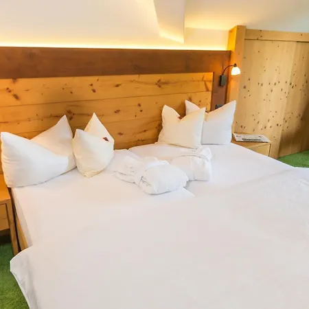 Hotel Appartement- Und Wellnesshotel Charlotte - 3 Sterne Superior