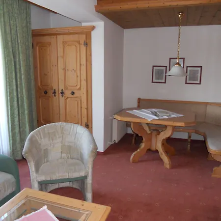 Appartement- Und Wellnesshotel Charlotte - 3 Sterne Superior Hotel 3*