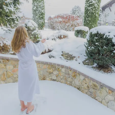 Appartement- Und Wellnesshotel Charlotte - 3 Sterne Superior Hotel Seefeld in Tirol