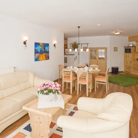 Flat 3* Seefeld w Tirolu