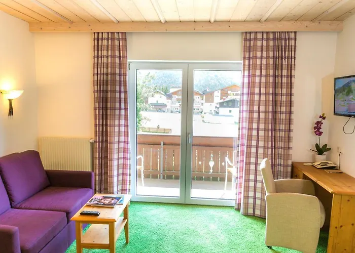 Flat Hotel Seefeld in Tirol